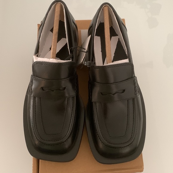 Zara NIB Square Toe Leather Loafers size US 5 - Picture 9 of 15
